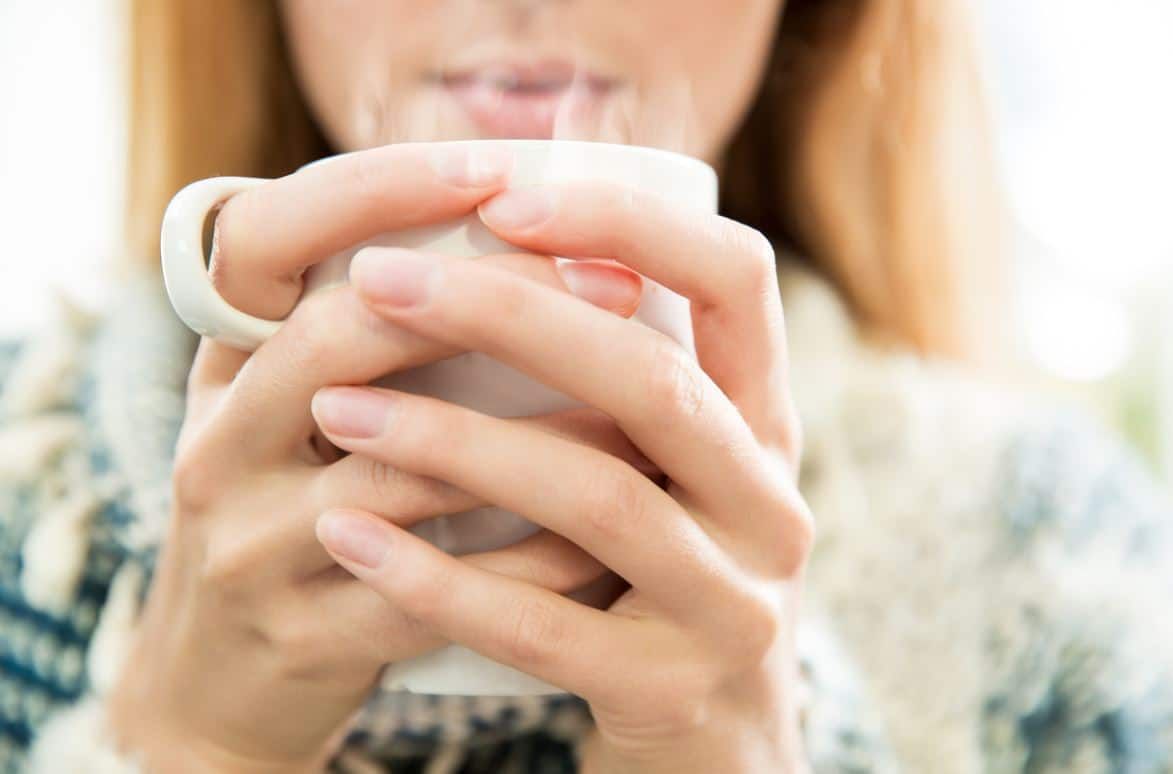 13 bonnes raisons de boire de l’eau chaude