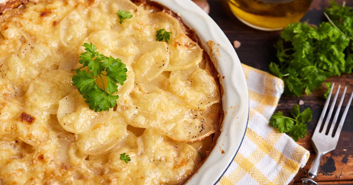 Le gratin de pommes de terre au saumon, une recette réconfortante incontournable