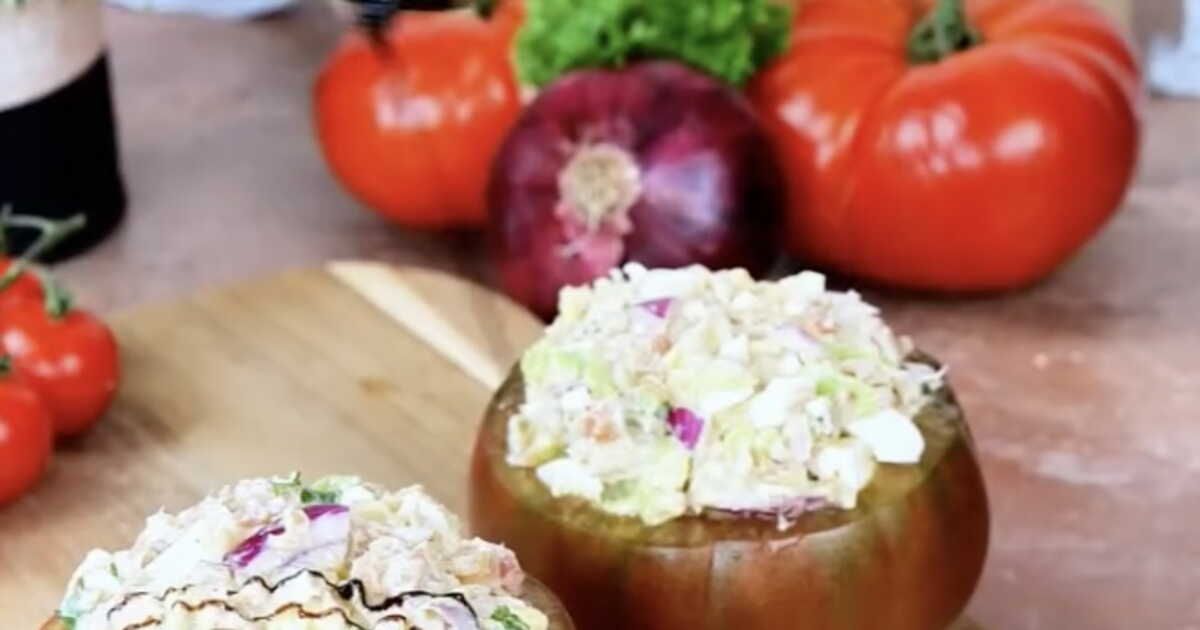 Des tomates farcies au thon et avocat : la recette estivale sans cuisson à découvrir