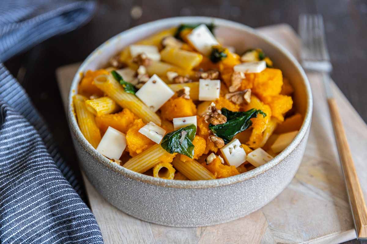 Éveillez vos papilles avec des pâtes au potimarron et épinards