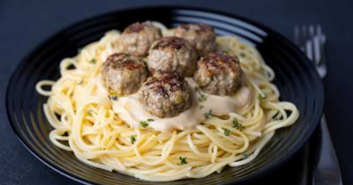 Une recette rapide de spaghetti aux boulettes qui séduira toute la famille
