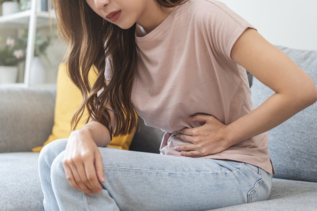 Que faire après avoir mangé un aliment périmé ? Conseils d'une nutritionniste