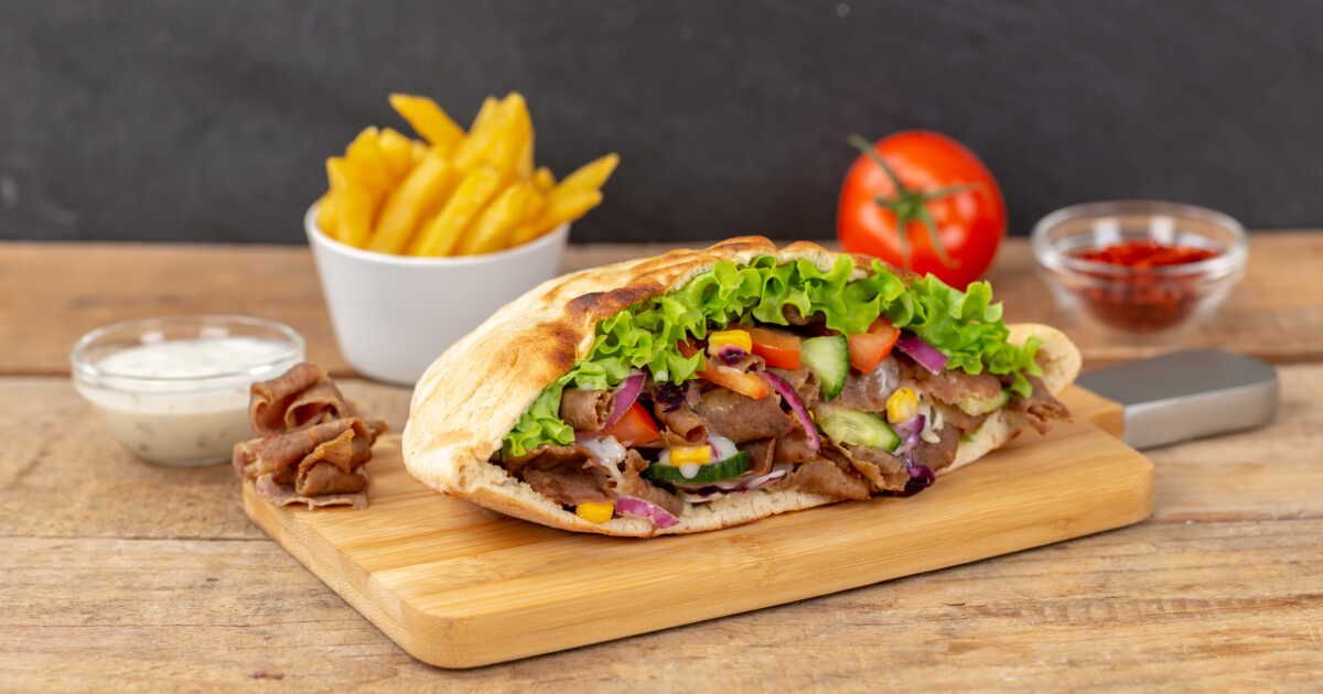 Réveillez vos apéritifs avec des mini-kebabs fait maison