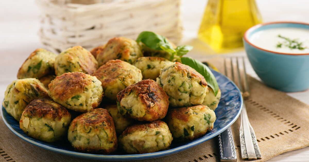Des boulettes de courgettes irrésistibles pour vos apéros d'été