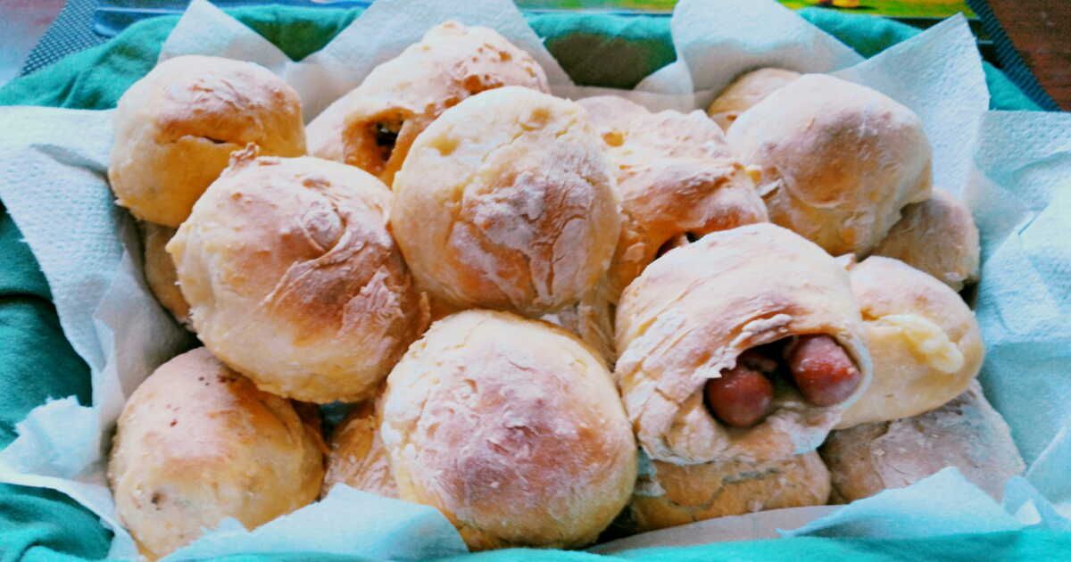 Un apéro improvisé : la recette des "bollos preñaos", les petits pains au chorizo espagnols