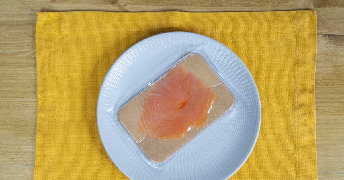 Faut-il déguster du saumon fumé passé ?