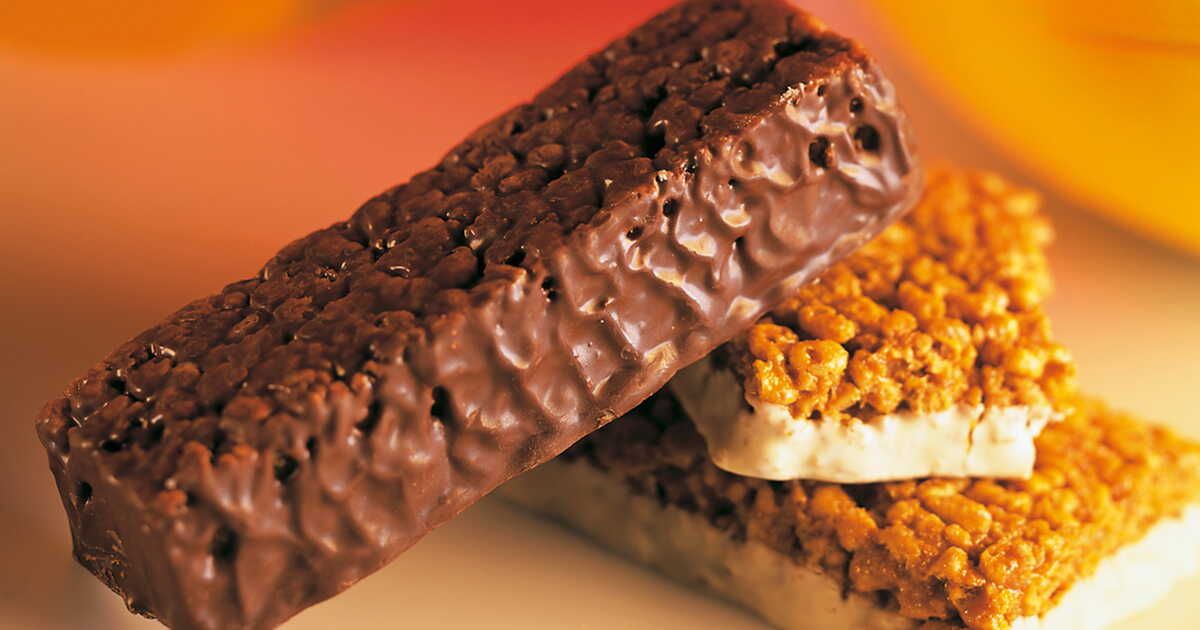Découvrez la recette facile des barres de riz soufflé au chocolat pour le goûter