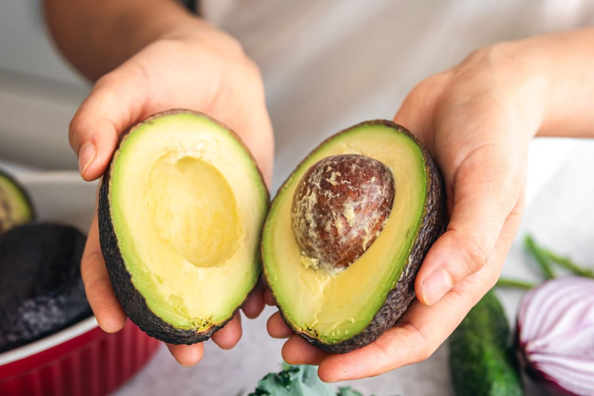 Le secret pour mûrir un avocat en un clin d'œil